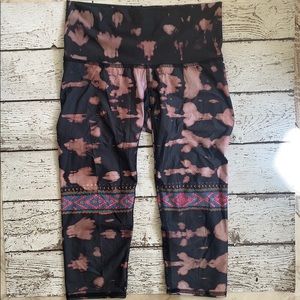 Teeki XS workout cropped capri pant tie dye moon